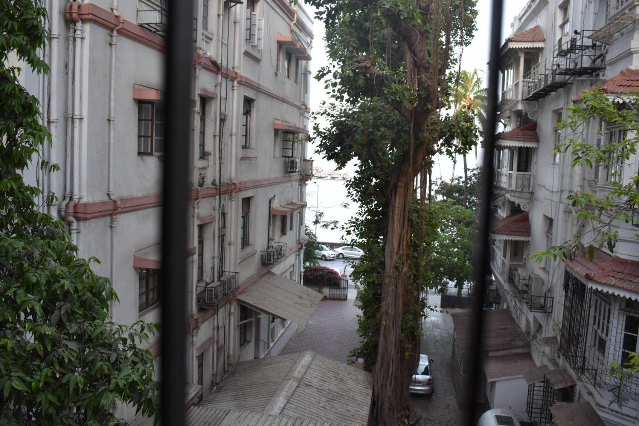 Hotel Sea View - Near Taj Hotel, Mumbai